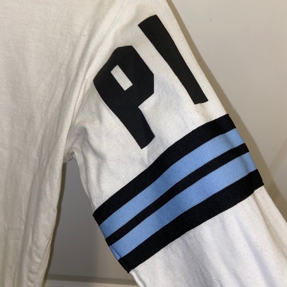 White oversized long sleeve shirt with hoodie - Picture 4 of 5